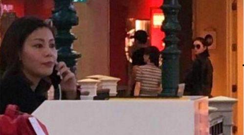 景甜吃瓜文案,揭秘娱乐圈幕后真相